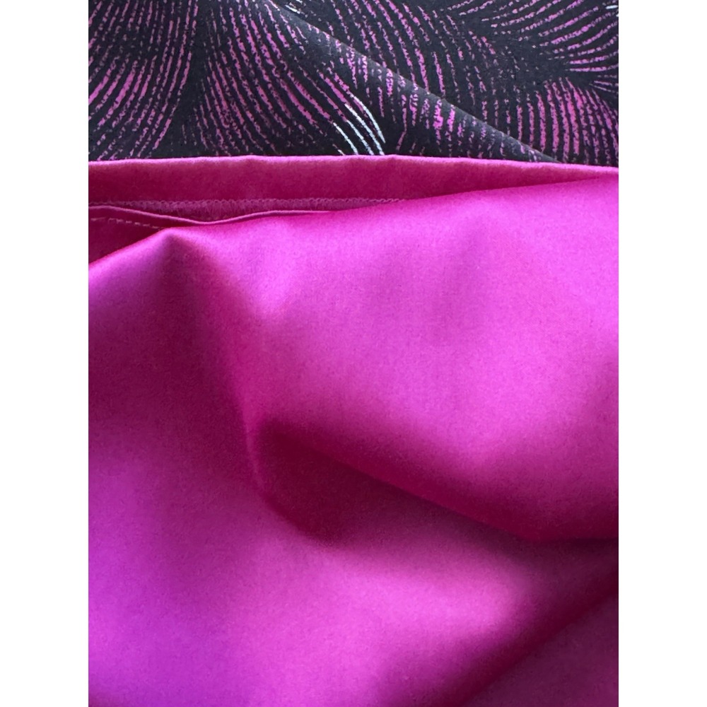 Elie Tahari Abstract Print Shift Dress Size 6 Magenta Pink Black Chic Modern - Picture 9 of 9